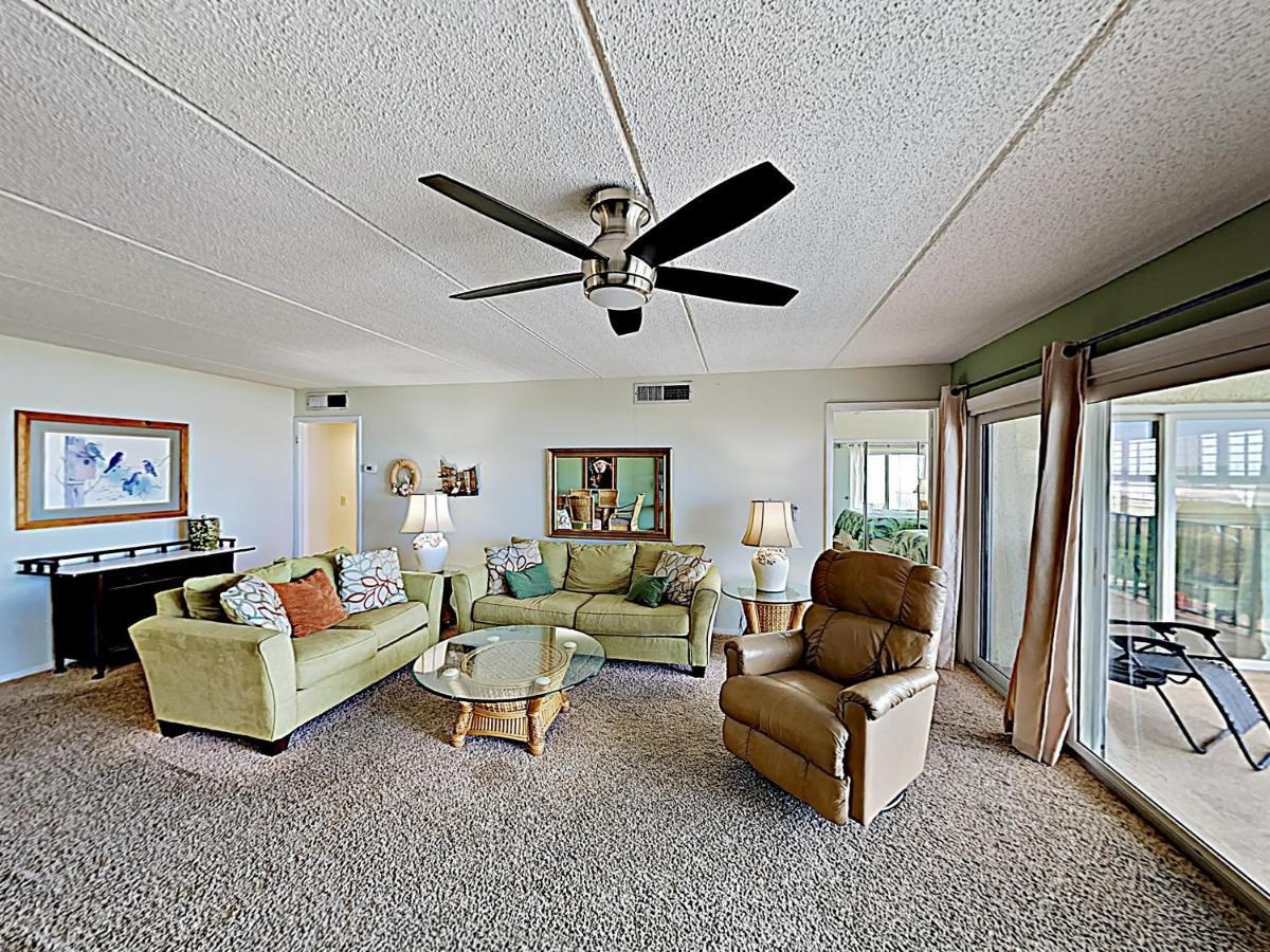 New Listing! Fernandina Beach Oasis With Pool Condo Exterior foto